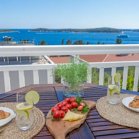 Tia Hvar Top View Apartment Hvar Town Exterior photo