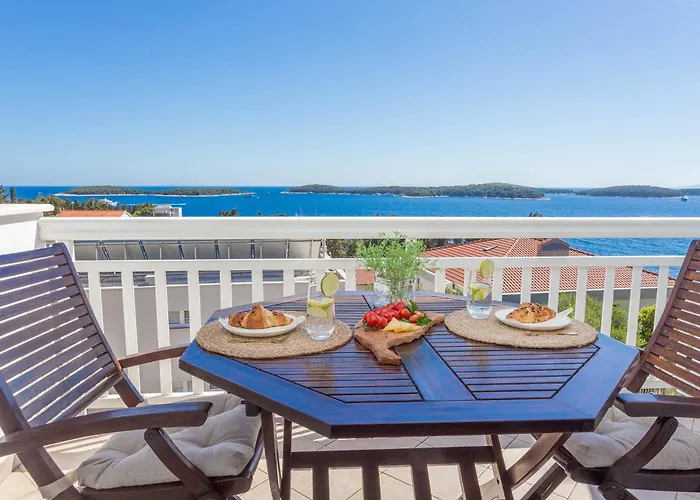Tia Hvar Top View Apartment
