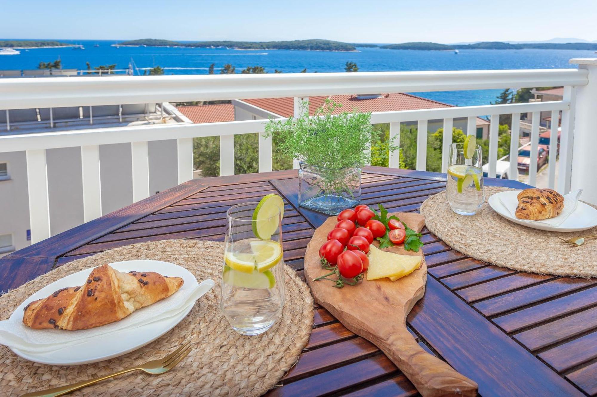 Apartment Tia Hvar View *