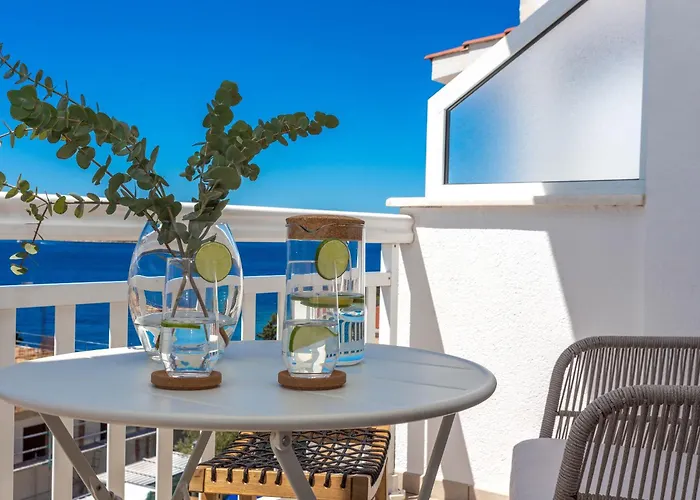 Tia Hvar Top View Apartment